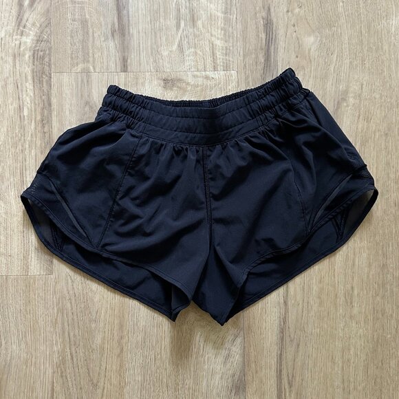 Hotty Hot High-Rise Lined Short 2.5" size 4 - Picture 2 of 3